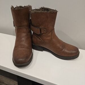 Brown Leather Heeled Boots